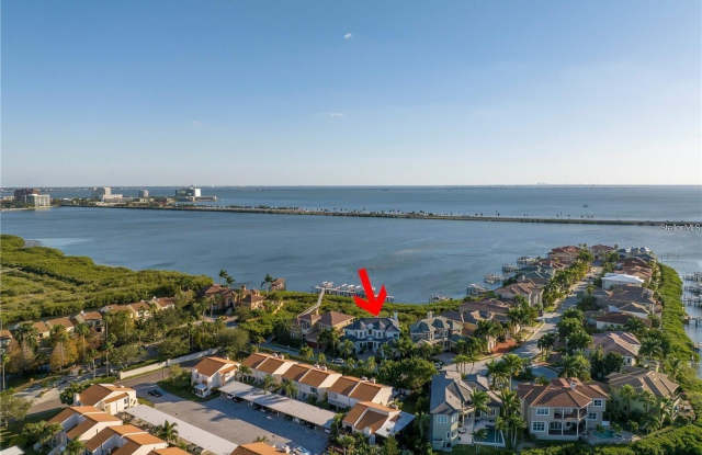 4133 CAUSEWAY VISTA Drive Gallery 4