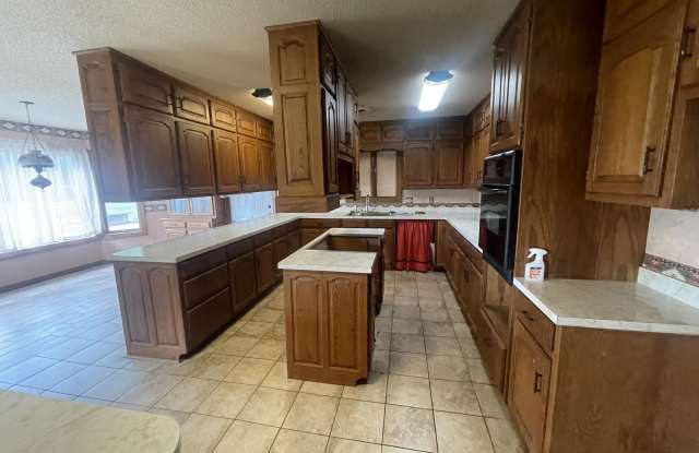 27523 Thorn Road Gallery 2