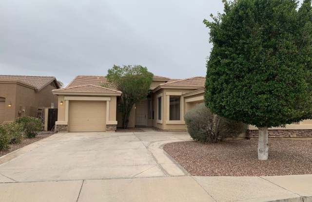3 Bedroom - 2 Bath - 2148 Sq. Ft. - Blakeman Ranch - Chandler - 721 South Sycamore Place, Chandler, AZ 85224