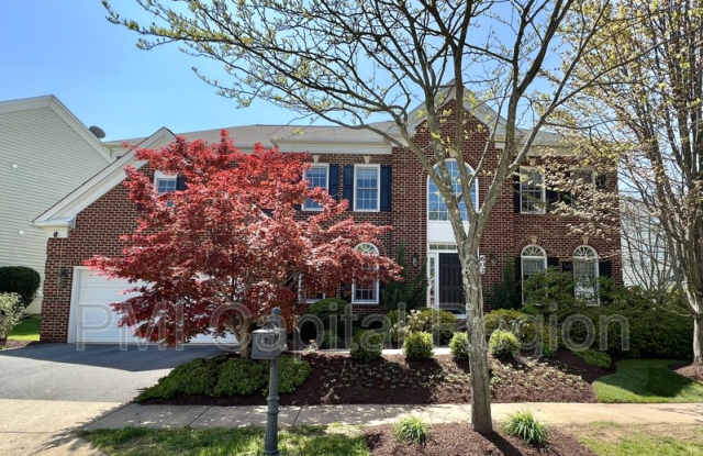 602 Oak Knoll Ter - 602 Oak Knoll Terrace, Rockville, MD 20850