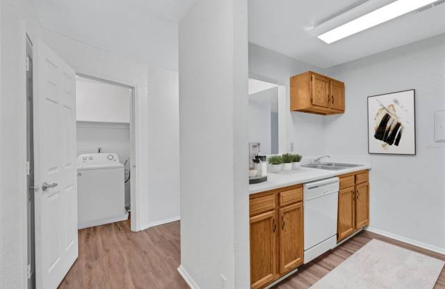 Parks Edge Apartments - Affordable Housing Gallery 2
