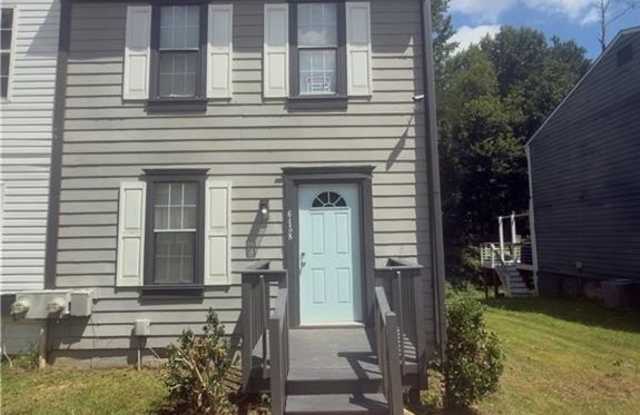 6458 Bedford Lane Gallery 1
