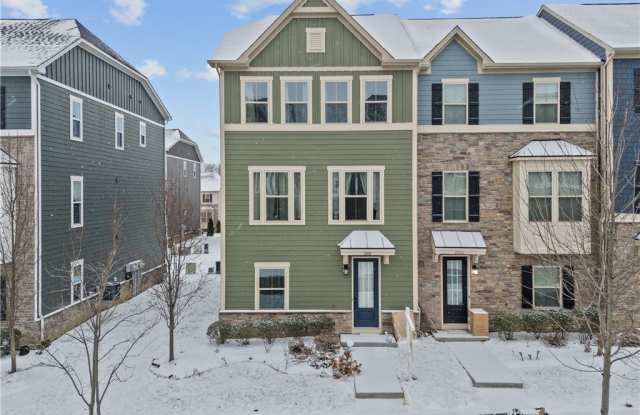 2008 Hemlock Ln photos photos