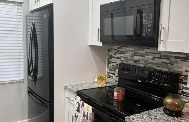 143 West Court photos photos 143 West Court photos photos