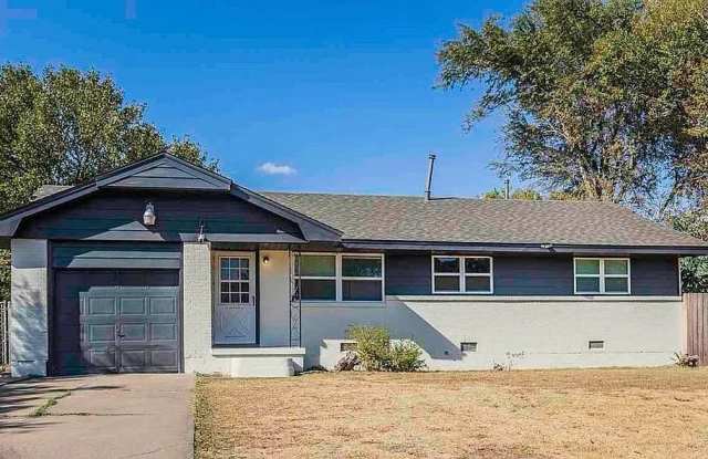 4517 Northwest Cheyenne Avenue photos photos