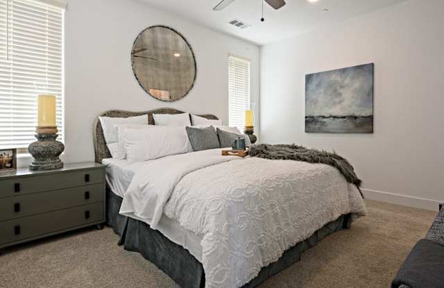 2885 East Tamarind Drive - 1 Gallery 2