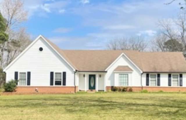 Country living, right in the center of Olive Branch photos photos