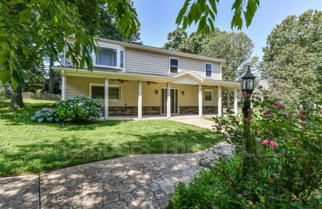 821 Ninovan Rd SE photos photos