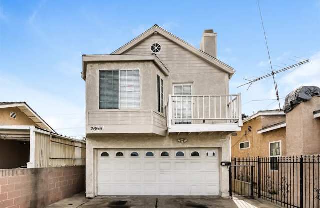 2666 E Jefferson St photos photos