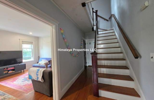 35 Saint Clements Rd. Gallery 4