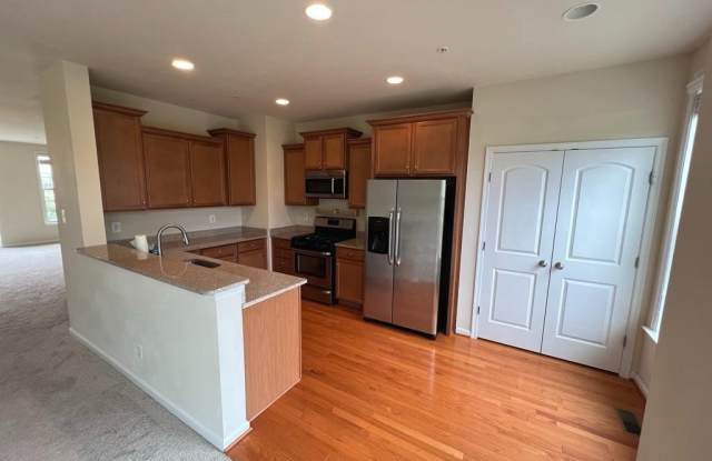 1116 CARINOSO Circle Gallery 2