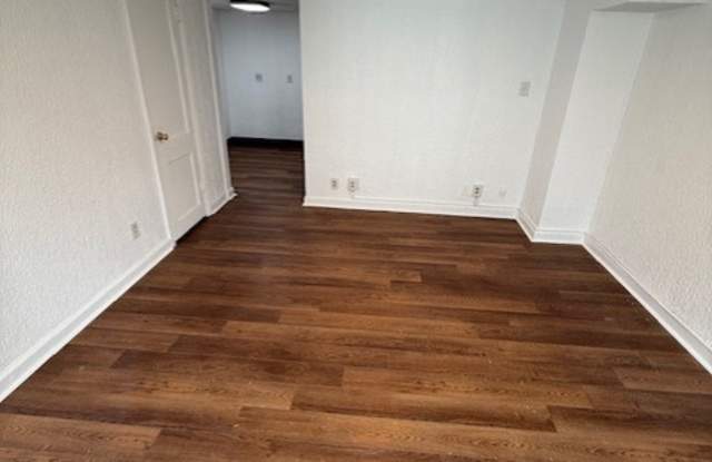 1809 Jefferson Street - 3 Gallery 4