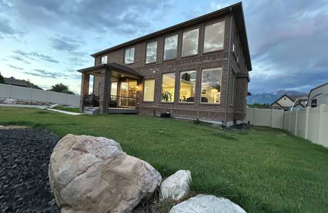 11642 Groves View Drive Gallery 4