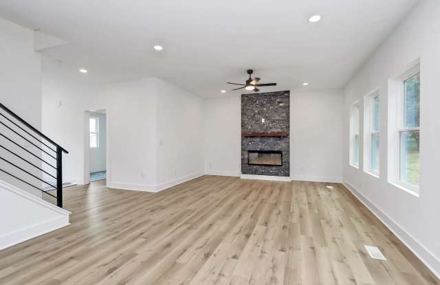 1011 Sandy Court photos photos