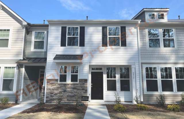 Modern Comfort Meets Peaceful Living—Stunning 3 Bedroom Townhome Near Downtown Raleigh Available Now! photos photos