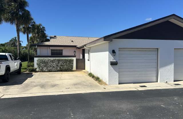 255 Paradise Boulevard Gallery 1
