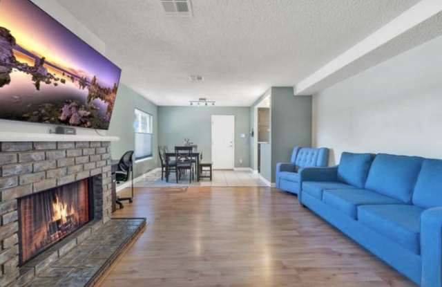1015 Beechdale Dr photos photos
