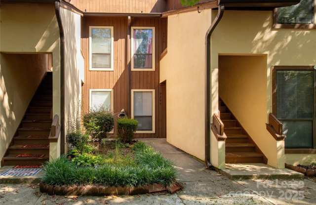 7205 Winery Lane - 7205 Winery Lane, Charlotte, NC 28227