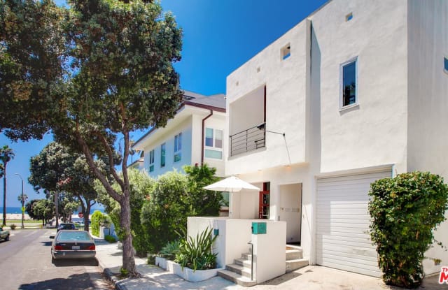 127 WADSWORTH Avenue - 127 Wadsworth Avenue, Santa Monica, CA 90405