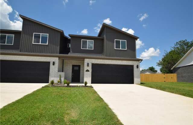 704 Sun Meadows Loop Gallery 1