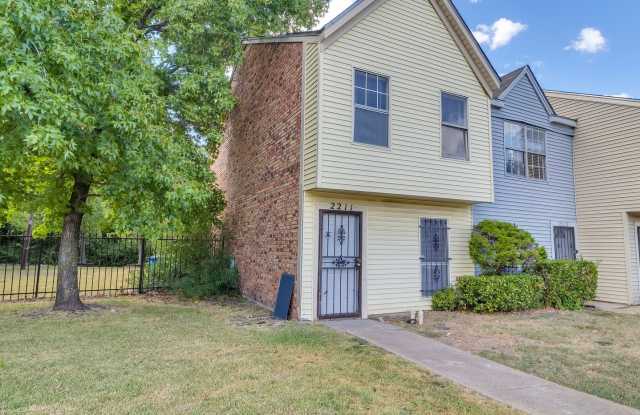 2211 Aspen - 2211 Aspen Street, Dallas, TX 75227