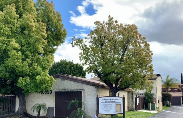 10950 Saticoy St 45 - 10950 Saticoy Street, Los Angeles, CA 91352