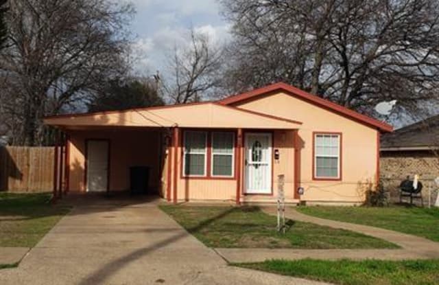 415 W Green Avenue - 415 West Green Avenue, Killeen, TX 76541