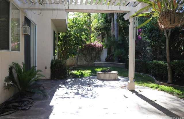 3 Camino Azulejo Gallery 3