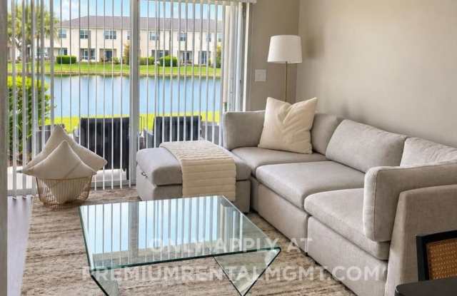 Fully Furnished with new furniture Spacious 2 bedrooms in Moss Park by Lake Nona without the traffic Gallery 4