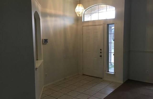 5628 Creekhollow Drive Gallery 2
