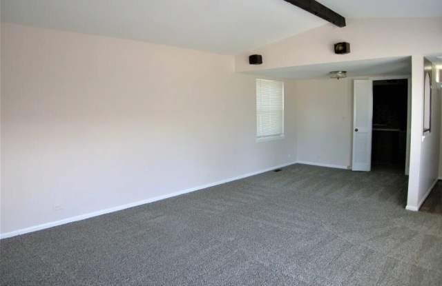 1514 Shepard Circle Gallery 3
