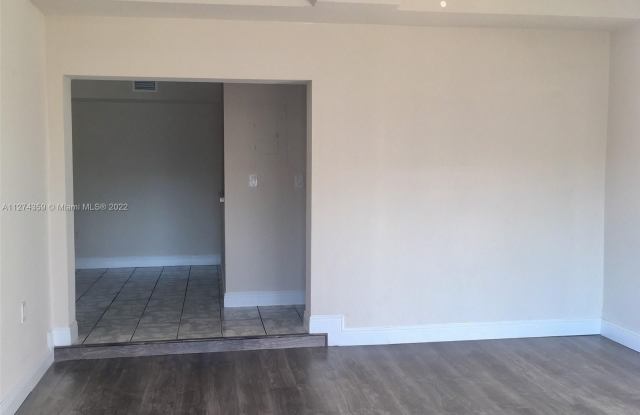 8099 Samari Lakes Dr Gallery 4