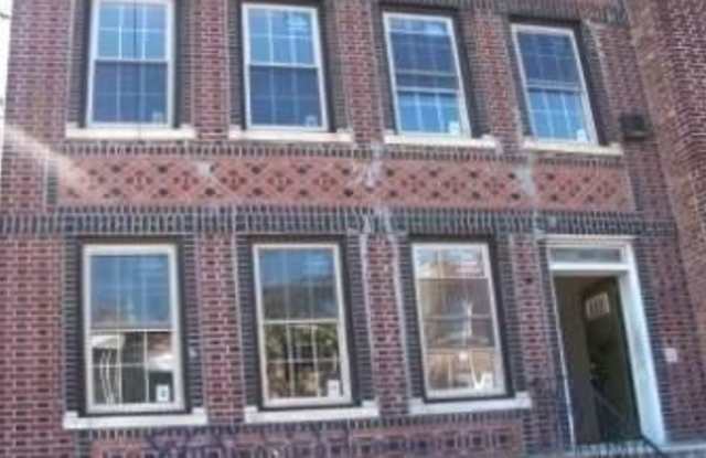 452 Berriman Street Gallery 1