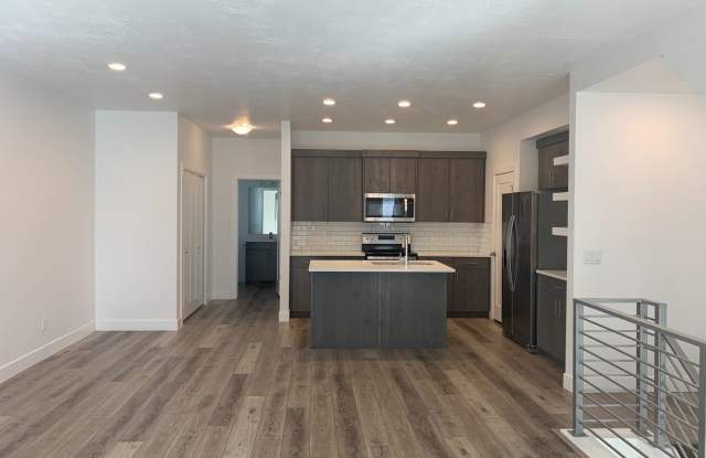 2235 N 475 W #24 Gallery 3
