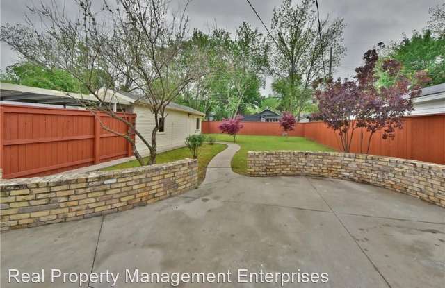 2008 NW 16th St - 2008 Northwest 16th Street, Oklahoma City, OK 73106
