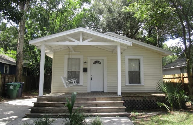 6504 N. Branch Ave - 6504 North Branch Avenue, Tampa, FL 33604