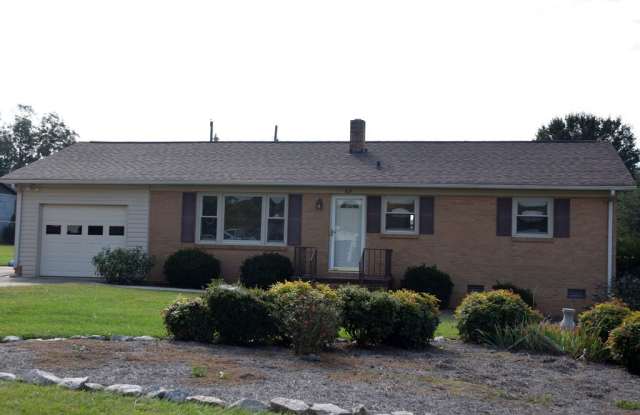 Available 6/11/26 - Great home for rent in a wonderful neighborhood in Lincolnton. photos photos