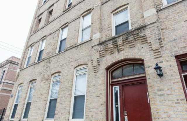2057 West Dickens Avenue photos photos