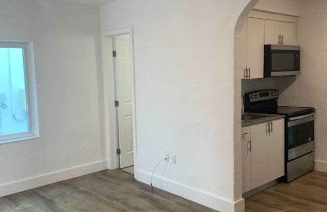 South Beach Coastal Haven Gallery 3