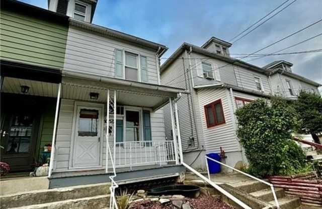 1006 Center Street photos photos