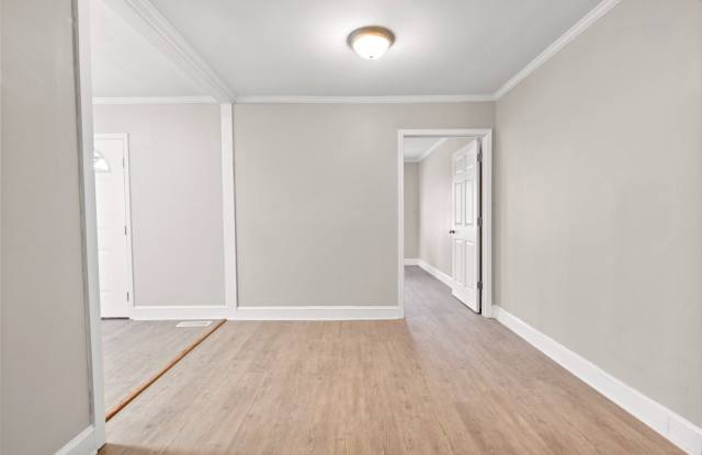 501 Hoover Drive Gallery 4
