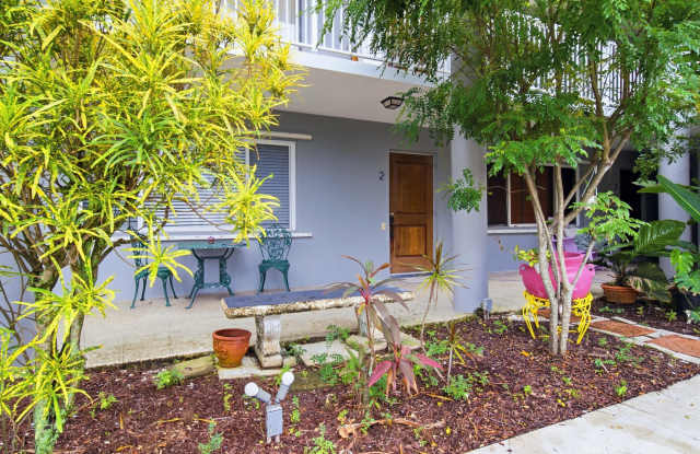 201 S Lakeside Drive Gallery 2