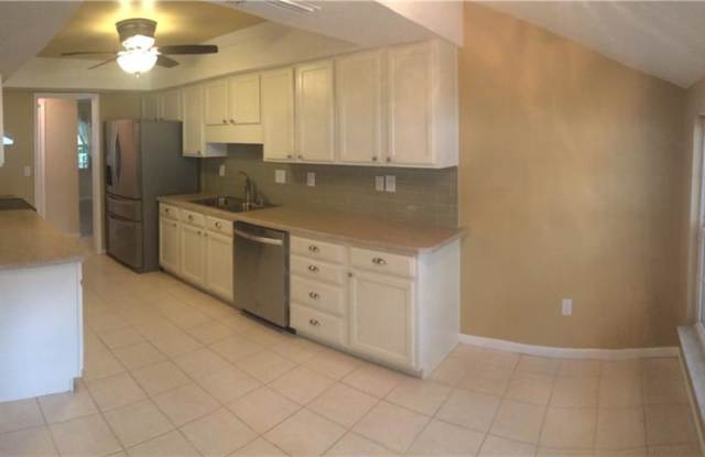1402 BIG OAK COURT Gallery 3
