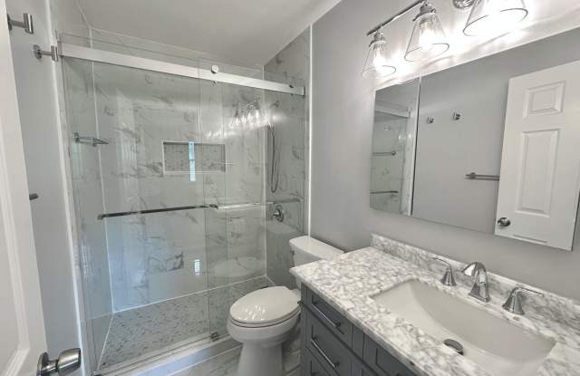 5821 INMAN PARK CIR - 5821 Inman Park Circle, North Bethesda, MD 20852