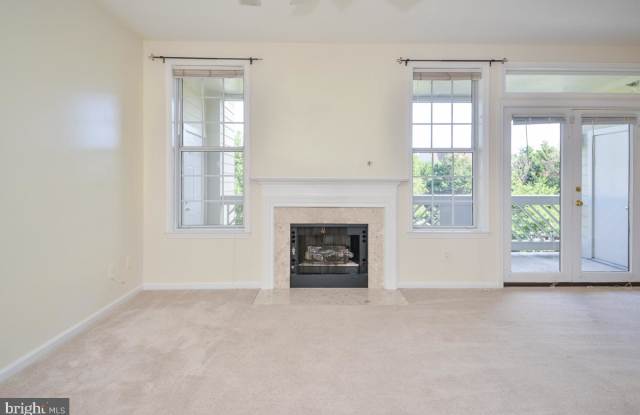 11304 SUNDIAL CT #910 Gallery 4