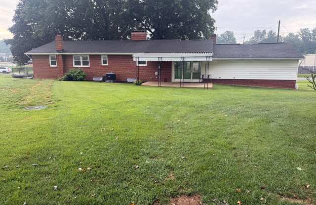 2775 Ridgedale Road Gallery 3