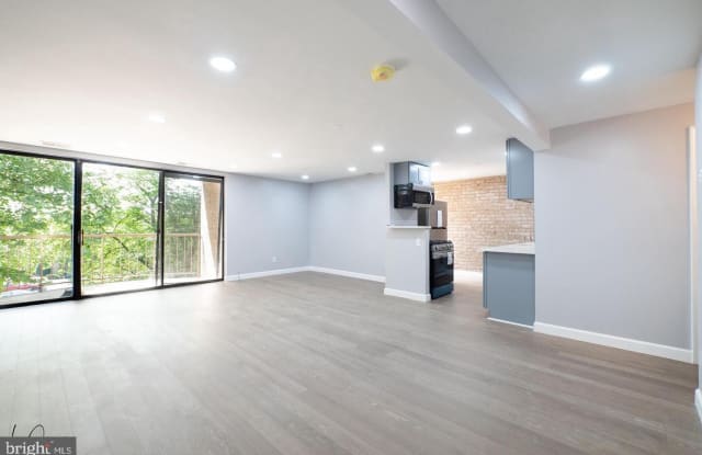 3325 HUNTLEY SQUARE DRIVE - 3325 Huntley Square Drive, Oxon Hill, MD 20748