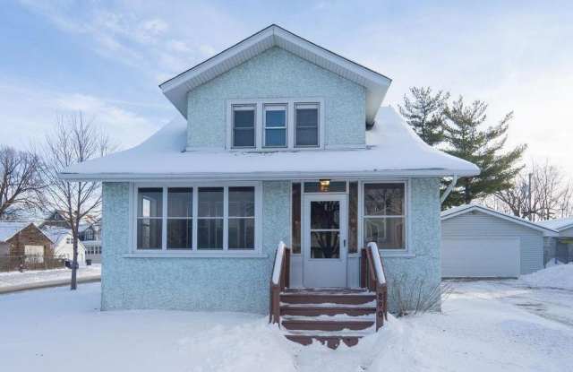 890 Arkwright Street photos photos