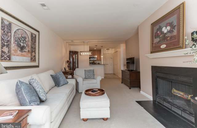 10300 APPALACHIAN Circle Gallery 3
