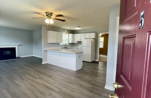 1307 Homestead Gardens Court - 5 - 1307 Homestead Garden Court, Forest, VA 24551